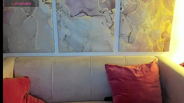 CamillaDreamer webcam