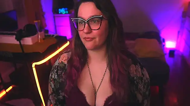 FireproofCuriousiteaze webcam