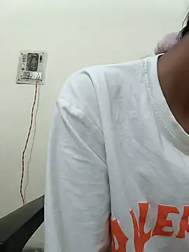 Aaradhna-_hoy webcam