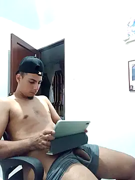 bonehur - Bonehur's free webcam - UK Sex Cams