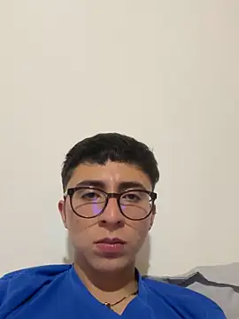 CamiRojas_boy webcam