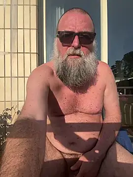 noitelivre (M mature) - Get naked