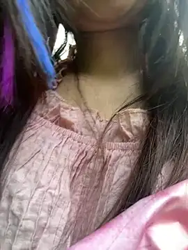 美女luna-sisi在线直播