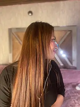 Adarha_Ramirez webcam