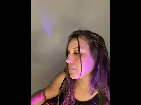 ScarletVelvetX webcam