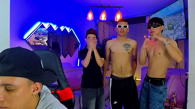 Houseofwarrios webcam