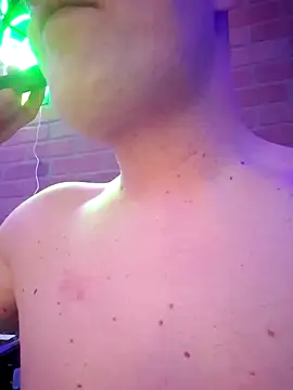 chronic_vibez webcam