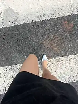 yimisun01 - Live Cams