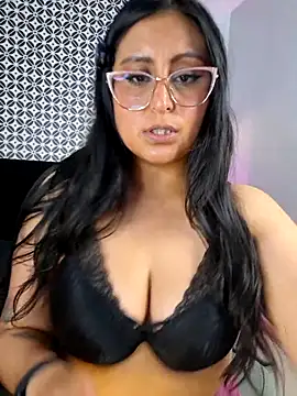 Amber_gold_ webcam