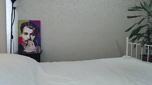 shyevaa - ShyEvaa's free webcam - UK Sex Cams