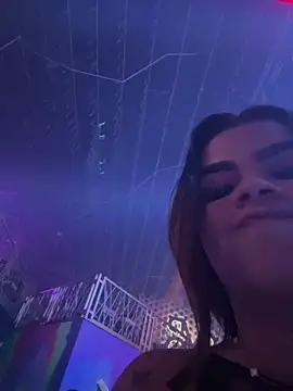 kaily_sweet16 (F teen) - You play in a disco public silence