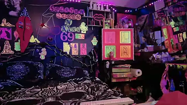 Splash_Queen420 webcam