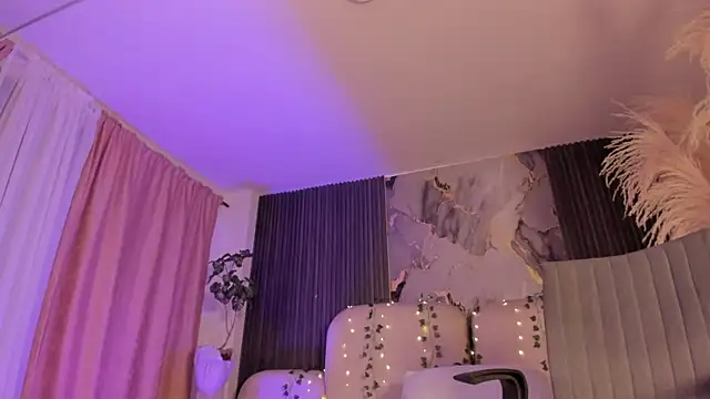 SarahCastro1_ webcam