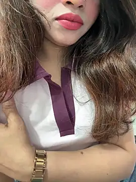 riya_sharma11 webcam