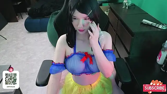 Maya_Viola webcam