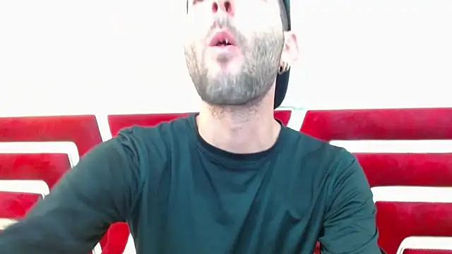 Christopher_saint webcam