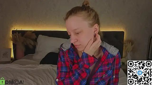 Michelle_Blond webcam