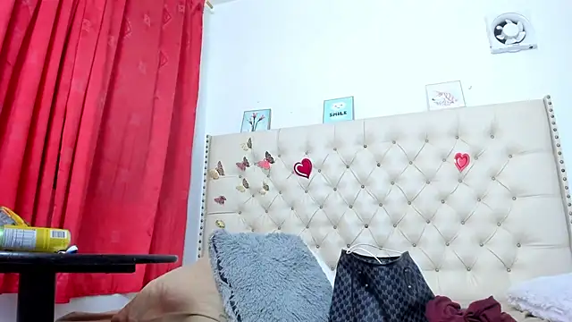 celena_wonder webcam