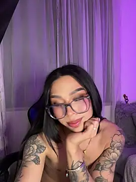 Samantha_Bernardo webcam