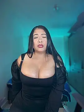 cami_ortiz__ webcam