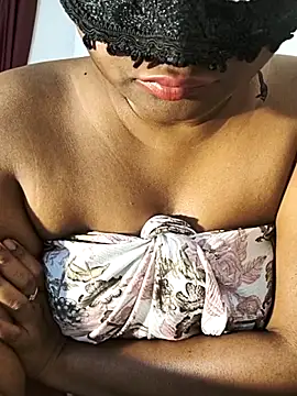 DIRTYSECRET_QUEEN_07 webcam