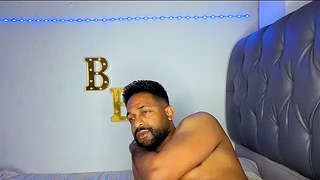 bbcblackhot34 webcam