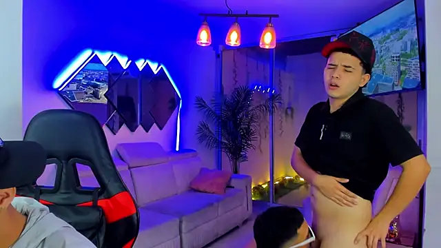 Houseofwarrios webcam