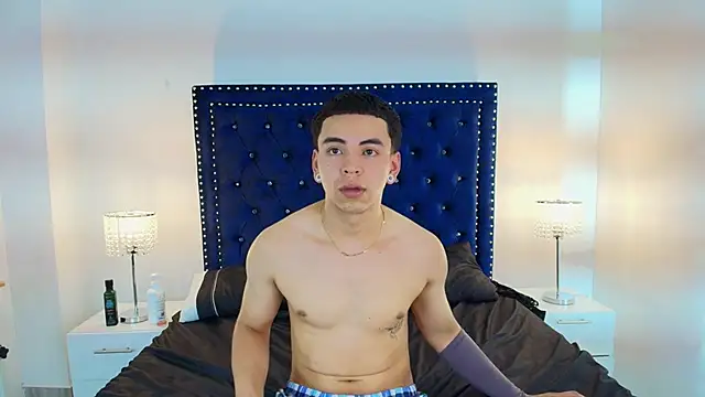 Jaden_and_sofia webcam