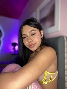 scarlett_pinkk1 webcam