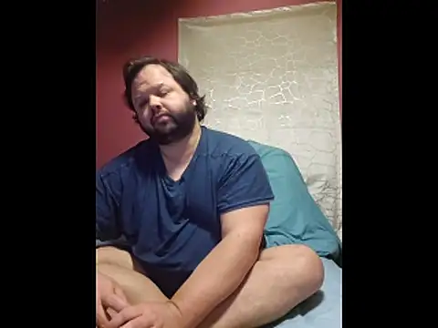 Strongbutgentle36 webcam