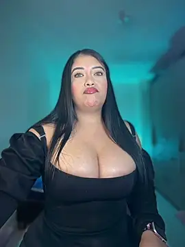 cami_ortiz__ webcam