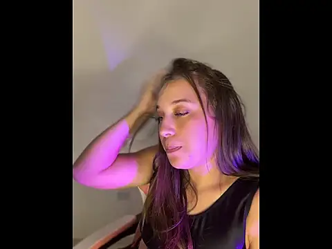 ScarletVelvetX webcam