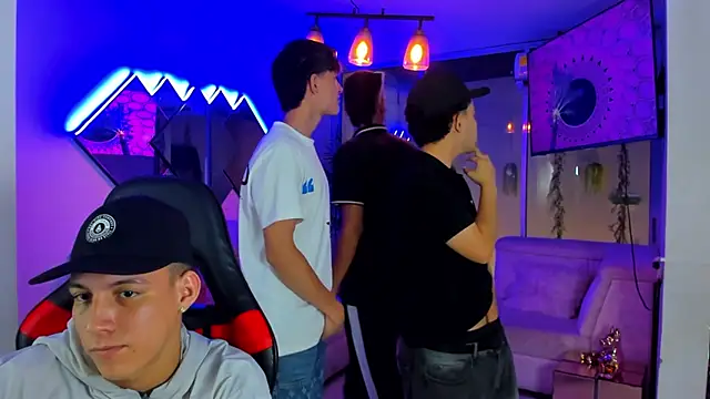 Houseofwarrios webcam