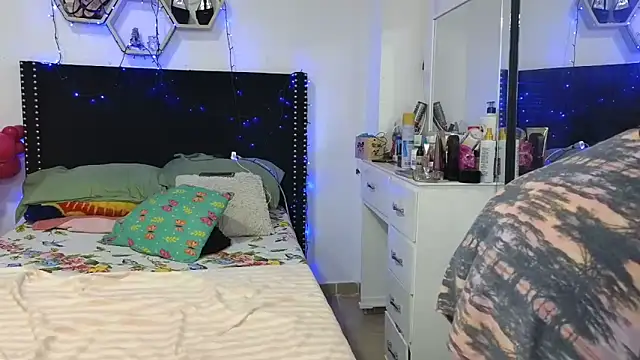 charlotte_077 webcam