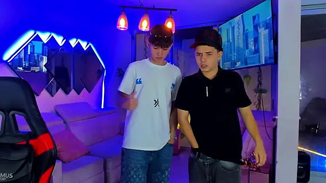 Houseofwarrios webcam