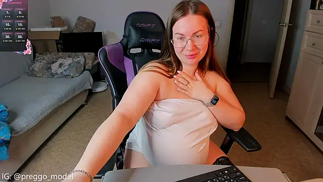 stella_vestal webcam