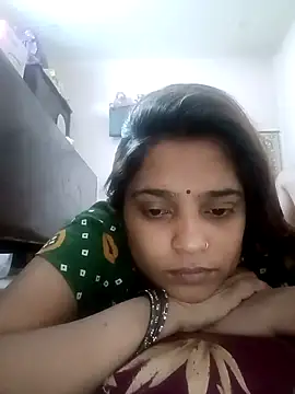 Trisha_71 webcam