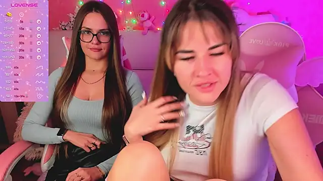 hotty_girls_here webcam