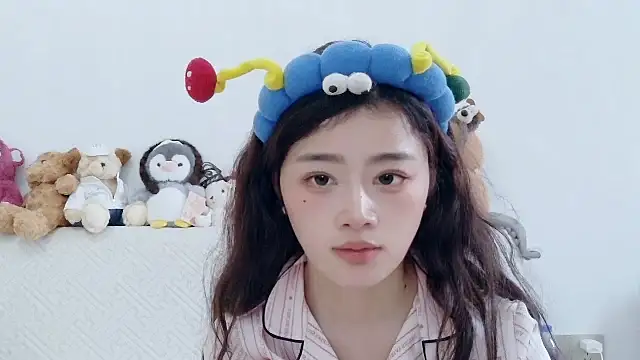 美女cc-8在线直播