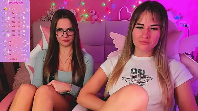 hotty_girls_here webcam