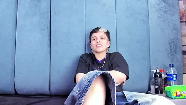 Megan_Thompson_ webcam