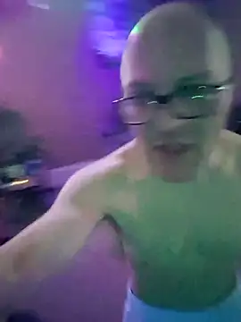 chronic_vibez - Chronic_vibez's free webcam - UK Sex Cams