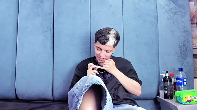 Megan_Thompson_ webcam