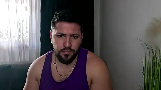 Gold_Alpha_Boy webcam