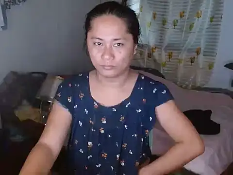 Sweet_amberxyz18 live sex cam