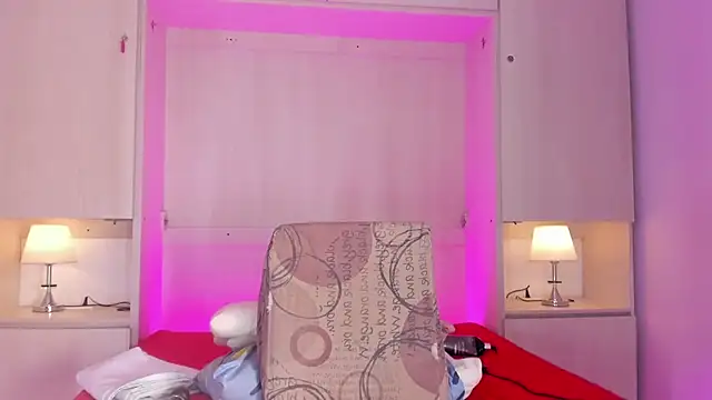 emilyystuart - EmilyyStuart's free webcam - UK Sex Cams