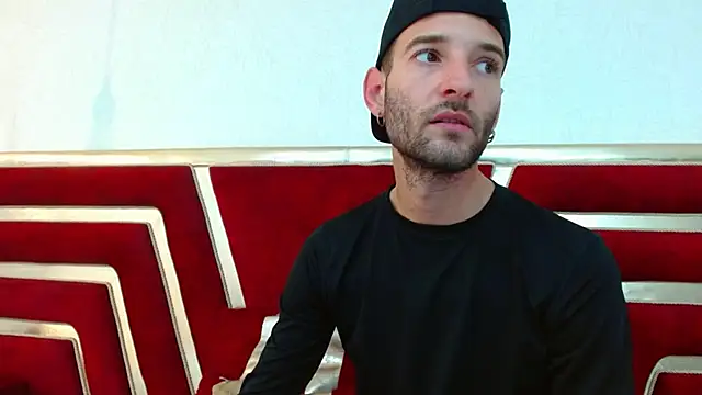 Christopher_saint webcam