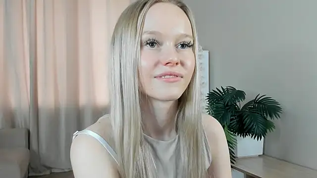 MadieTrajillo webcam