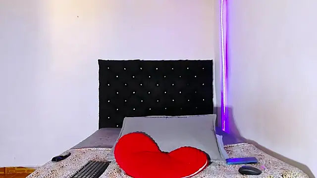 valen_colombian69 webcam