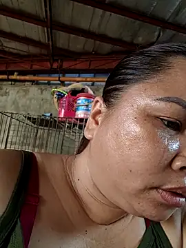 Webcam Model (Sweetlorie_83)  is live.Free join now!